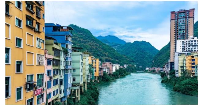 最窄处不足30米...中国最窄县城 最窄处不足30米...中国最窄县城