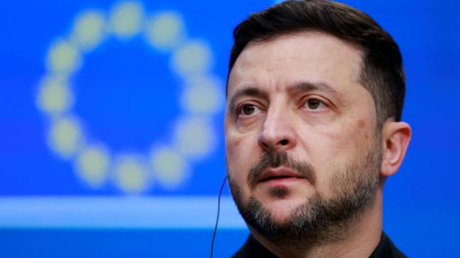 她命令谁也不能离开会议室！欧洲关键时刻到了