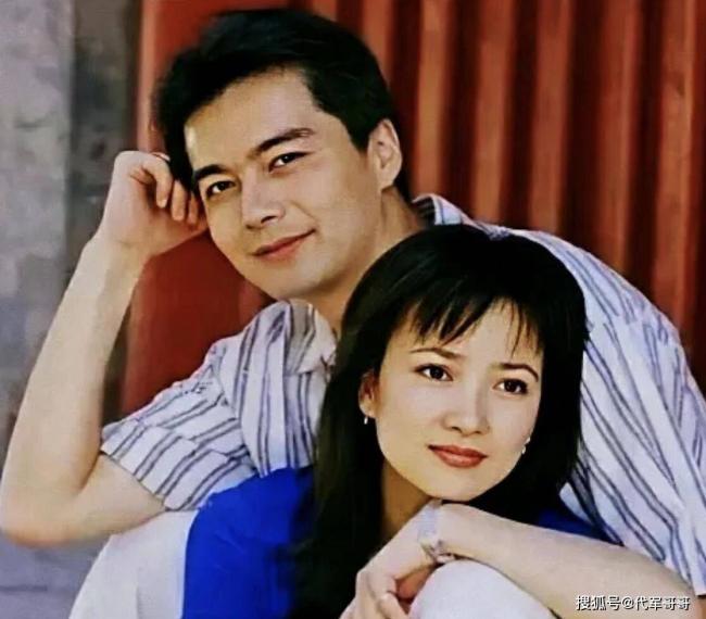 史晓燕曝何晴离婚咎由自取,网民却将她扒个底朝天 史晓燕曝何晴离婚咎由自取,网民却将她扒个底朝天