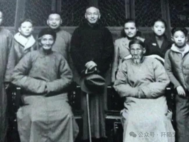 �ܶ�������һλ�������˸�̨ �ý���ʯ�����ݺ�