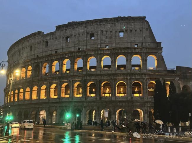 ŷ��С͵��ѡ�㣬����ԭ���