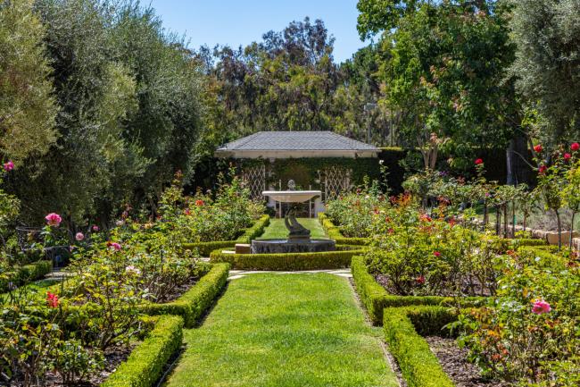 震惊上流社会 昔日首富如何陷入债务黑洞 震惊上流社会 昔日首富如何陷入债务黑洞