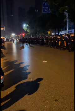 ͻ������ɳ��������Ա���ģ����