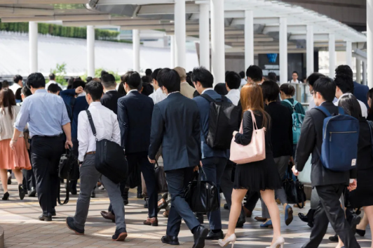 ÿ�����칤���ƣ������һ�߳��д���