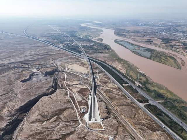 1700����й����ڰ�����ͨ��