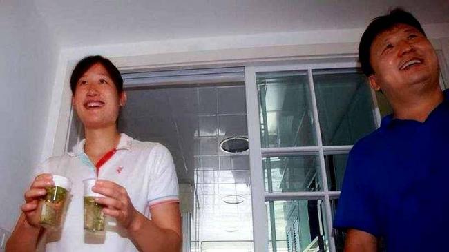 ������Ȣ��λ���ӣ����Ѱ��˹ھ����ͥ����