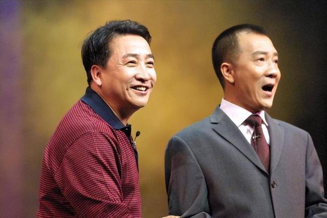 姜珊:我被父亲姜昆掐断星途,44岁还独身一人 姜珊:我被父亲姜昆掐断星途,44岁还独身一人