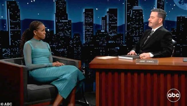 61岁奥巴马夫人暴瘦后“逆生长”