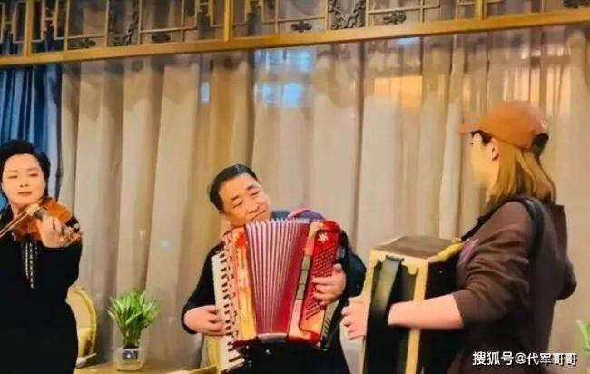 ������������������ʥ�������෴ת