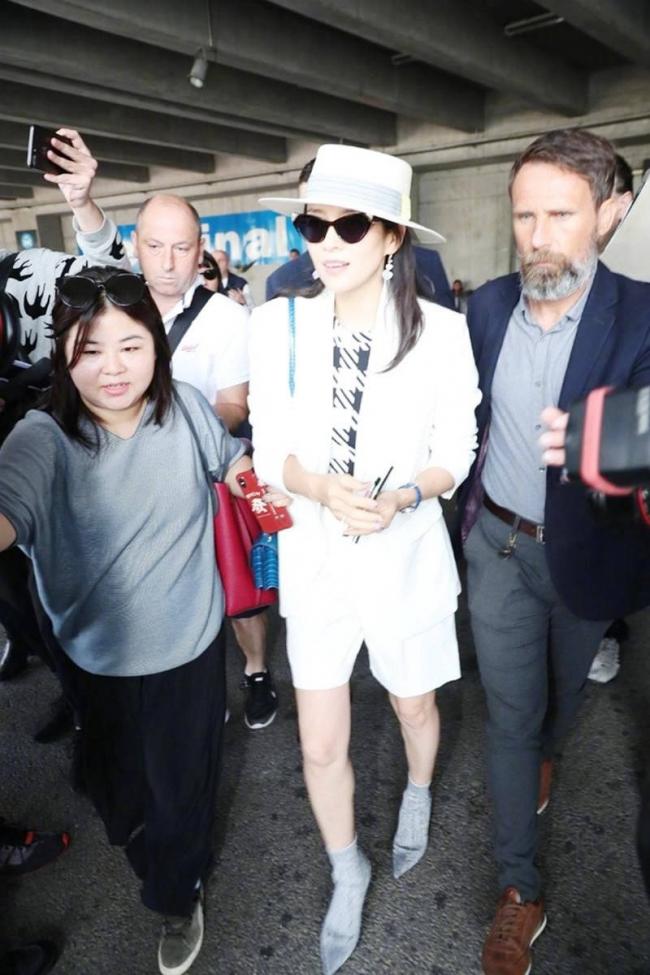 ���������������࣬����װ�����ĹǸ���