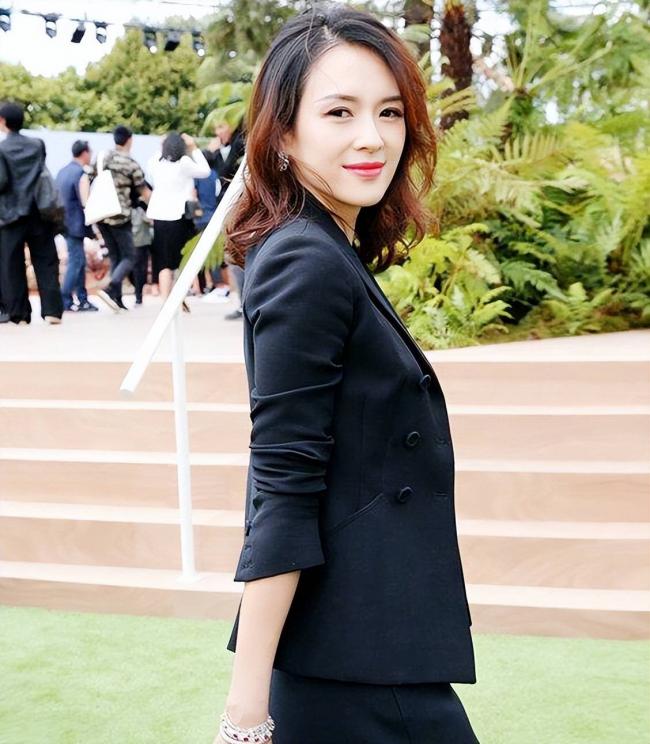 ���������������࣬����װ�����ĹǸ���