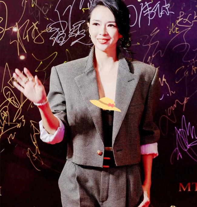 ���������������࣬����װ�����ĹǸ���