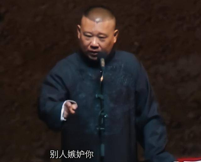 章泽天晒“迪拜照”不到12小时,恶心的一幕发生 章泽天晒“迪拜照”不到12小时,恶心的一幕发生