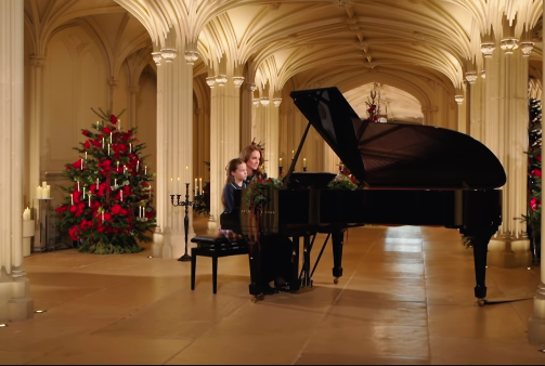 凯特王妃携10岁夏洛特公主钢琴合奏 作曲家大赞 凯特王妃携10岁夏洛特公主钢琴合奏 作曲家大赞