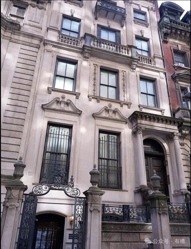 富豪离奇身亡,管家变身千万豪宅最牛房客