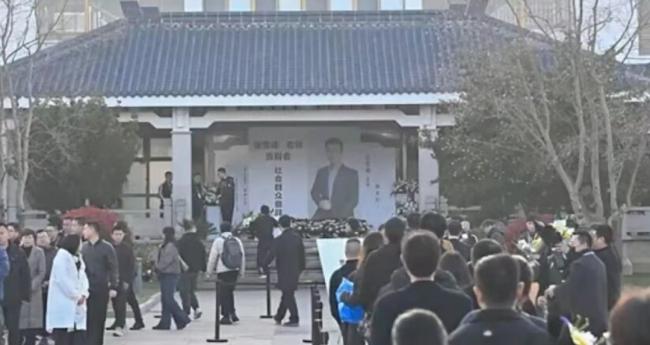 张雪峰就像民间老中医