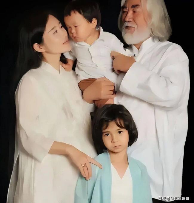 �����ˣ��ż���������˽���������չ¶����