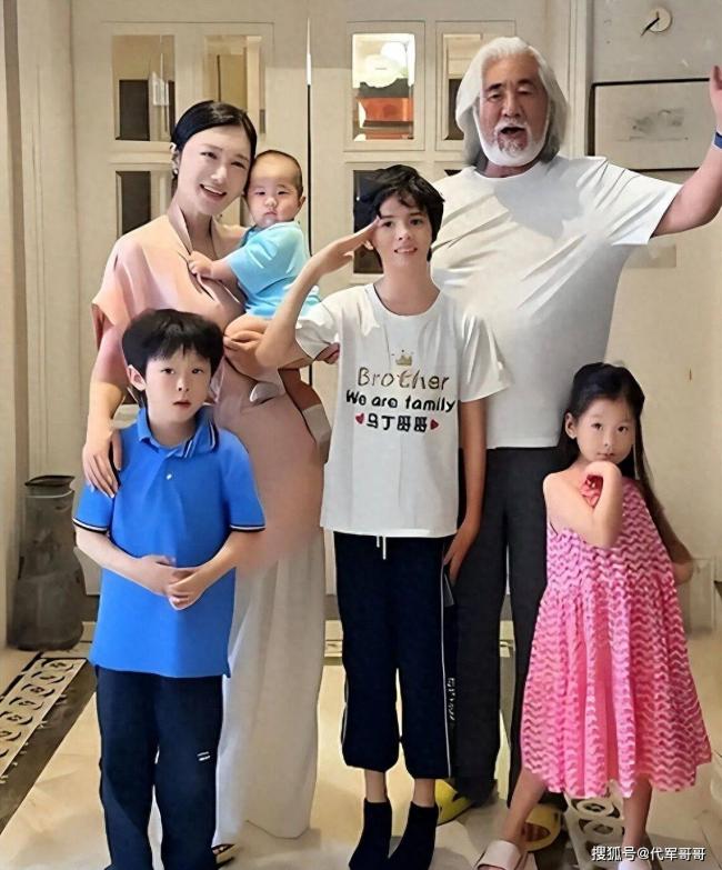 �����ˣ��ż���������˽���������չ¶����