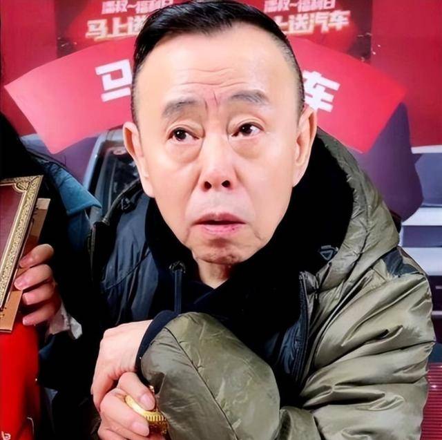 全家移民，正师级待遇，潘长江哪个标签是真的