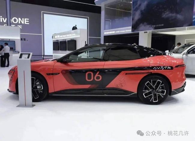 华为固态电池来了!续航3000公里,快充5分钟 华为固态电池来了!续航3000公里,快充5分钟