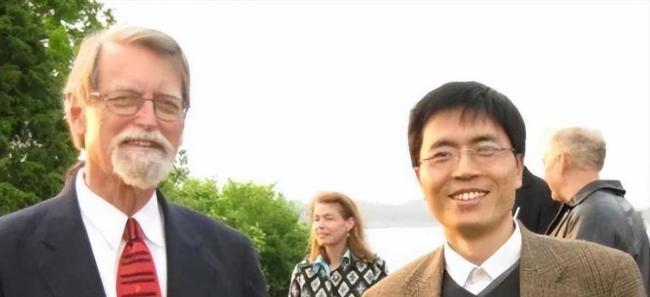 男友是奥运冠军,父亲是北大院长 男友是奥运冠军,父亲是北大院长