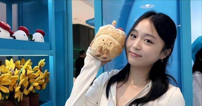 男友是奥运冠军,父亲是北大院长 男友是奥运冠军,父亲是北大院长