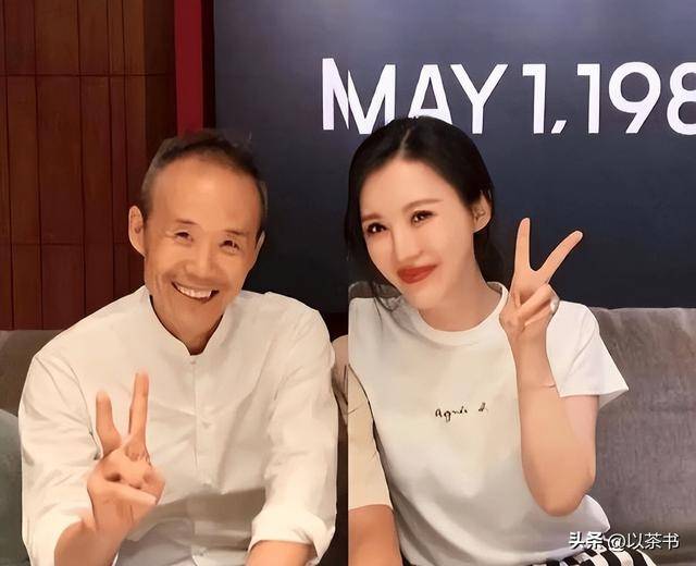 她是王石大女儿,比后妈年龄还大,坚持不婚 她是王石大女儿,比后妈年龄还大,坚持不婚