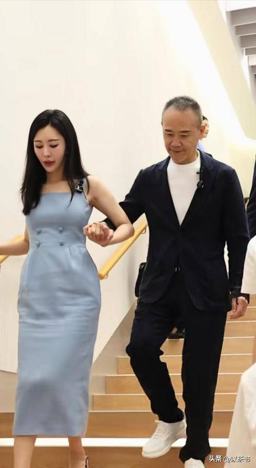 她是王石大女儿,比后妈年龄还大,坚持不婚 她是王石大女儿,比后妈年龄还大,坚持不婚