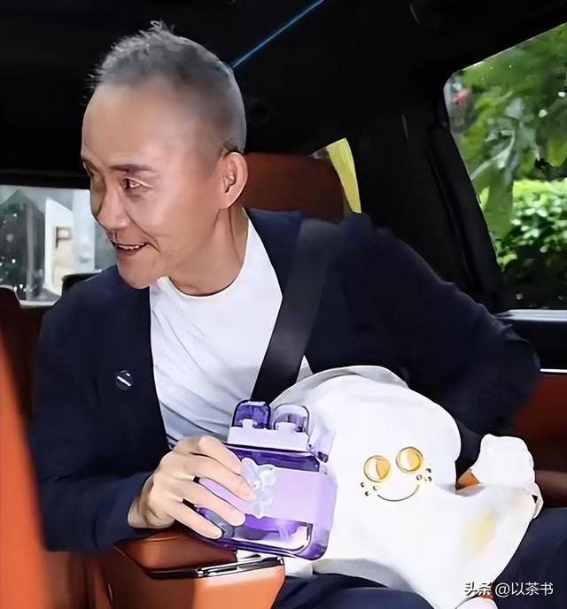 她是王石大女儿,比后妈年龄还大,坚持不婚 她是王石大女儿,比后妈年龄还大,坚持不婚