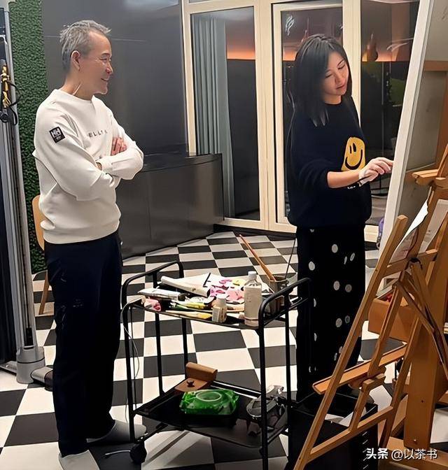 她是王石大女儿,比后妈年龄还大,坚持不婚 她是王石大女儿,比后妈年龄还大,坚持不婚