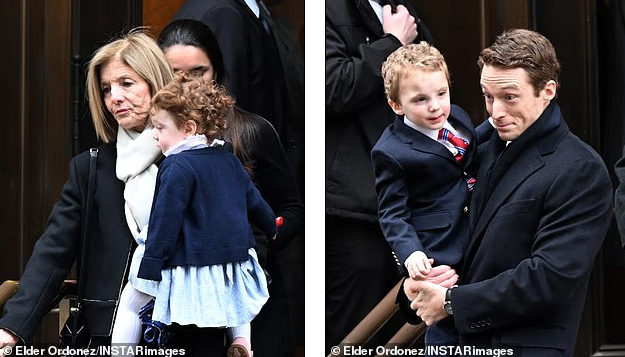 82岁拜登赴肯尼迪外孙女的葬礼,老泪纵横 82岁拜登赴肯尼迪外孙女的葬礼,老泪纵横