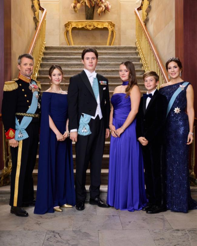 18�굤���������ס����ս�飿�ĵ�����贫