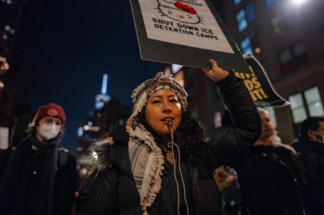 ��ICE��������Ů �����ж����ع�