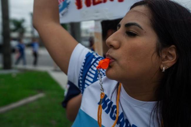 ��ICE��������Ů �����ж����ع�