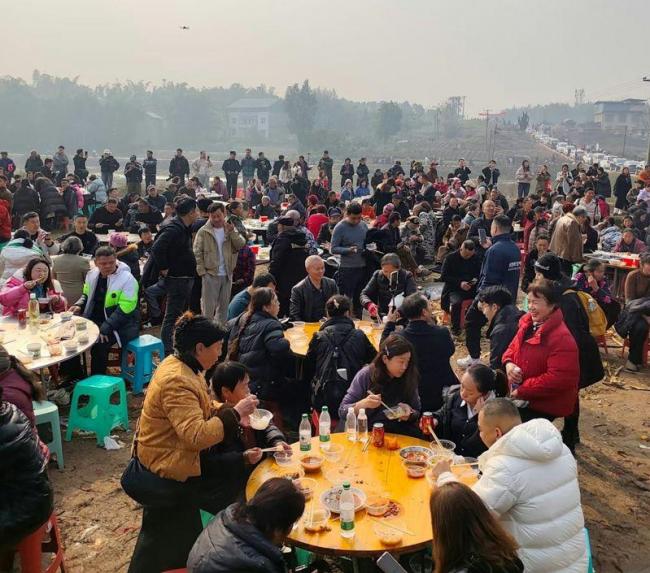 ����Ů���������ȫ�����������ס�