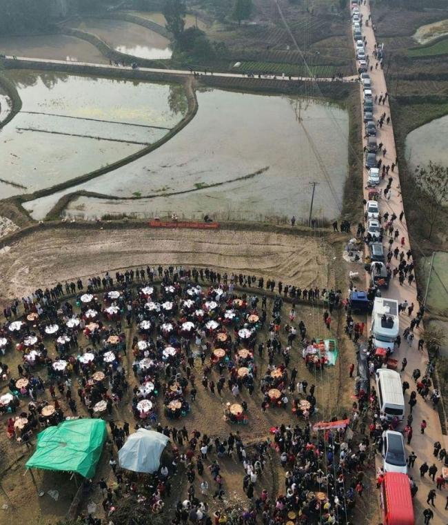 ����Ů���������ȫ�����������ס�