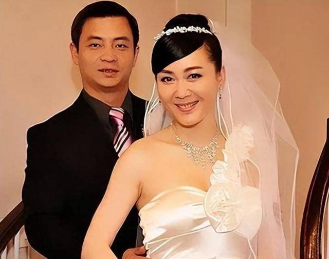 丁克23年与李琳离婚 李大双悄悄再婚生子 丁克23年与李琳离婚 李大双悄悄再婚生子