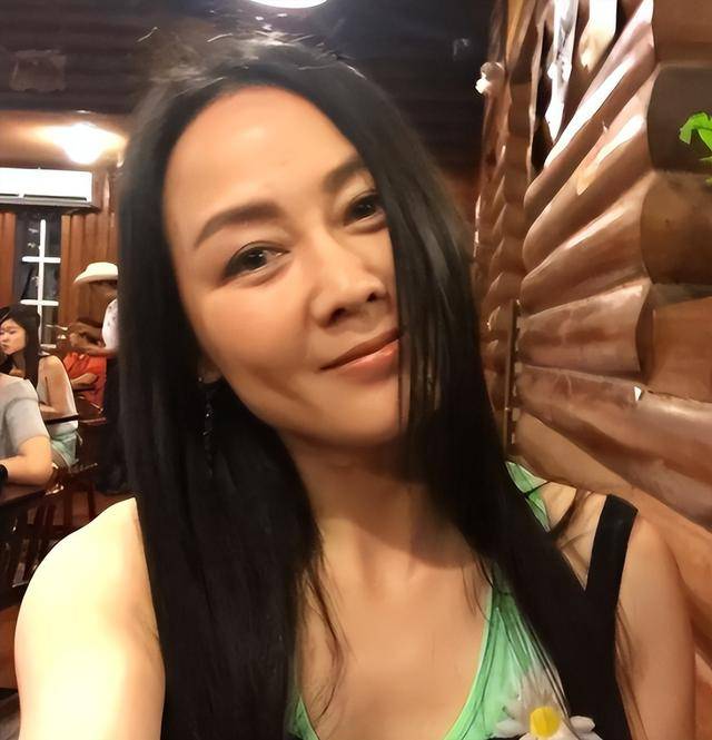 丁克23年与李琳离婚 李大双悄悄再婚生子 丁克23年与李琳离婚 李大双悄悄再婚生子