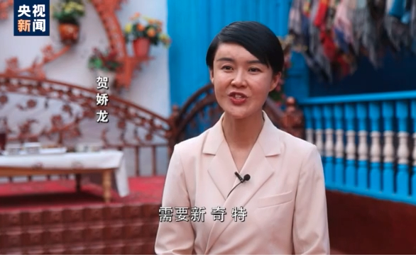 突发:新疆网红女官员贺娇龙坠马身亡 年仅47岁 突发:新疆网红女官员贺娇龙坠马身亡 年仅47岁