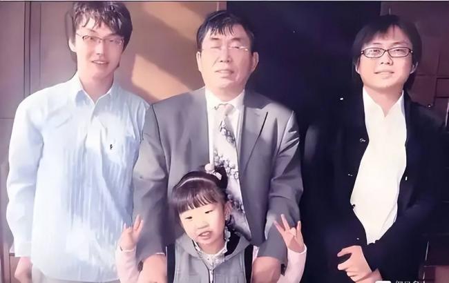 聂卫平去世，3婚有3子女，21岁小女儿发讣告