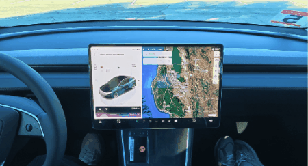 ȥ�����������µ���˹��FSD+Grok����������