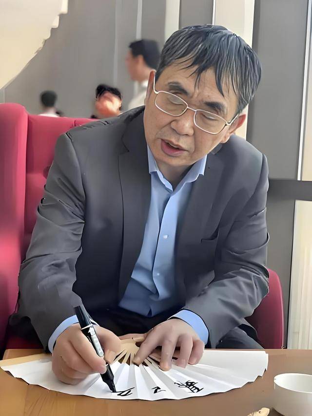 ����ƽ�����԰������� ������ϰ�ߺ�����