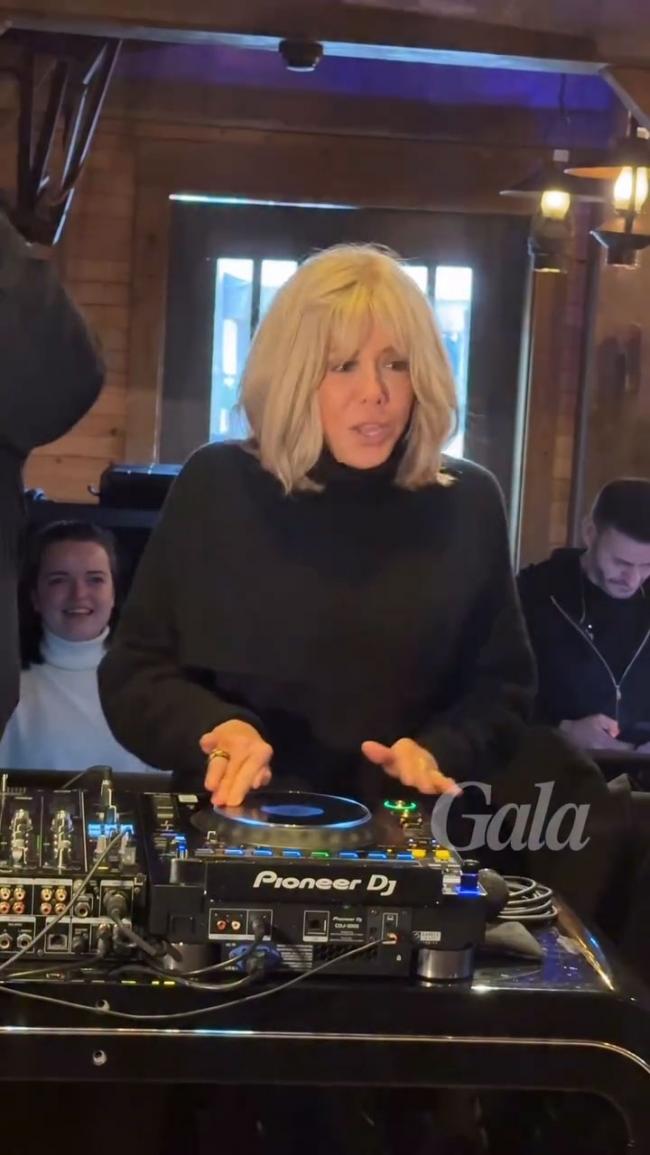 ������һ������ҫ��ʿ����԰����Ƥ��������