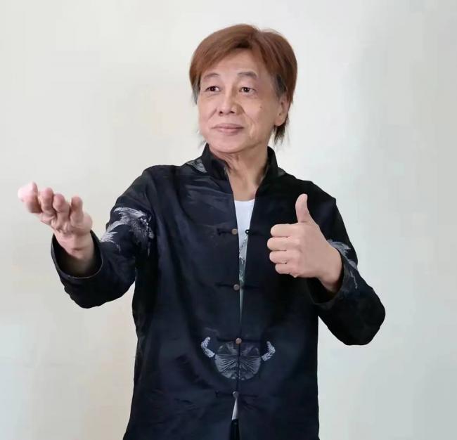 ��С��������أ����ӽ�3��ªϰ