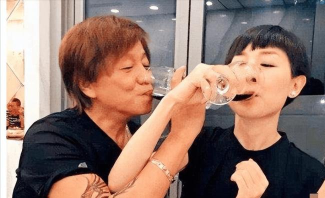 ��С��������أ����ӽ�3��ªϰ