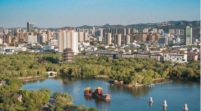 川普三连击，重锤中国山东