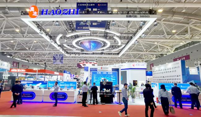 �����й����¹�������GPS���ձ��豸װ��ϻ��...