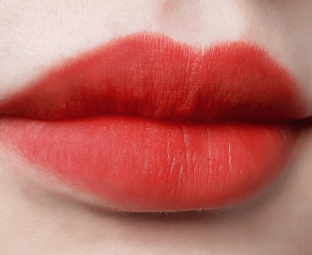 暖黄皮口红选色指南:4类显白口红 告别土气感 暖黄皮口红选色指南:4类显白口红 告别土气感