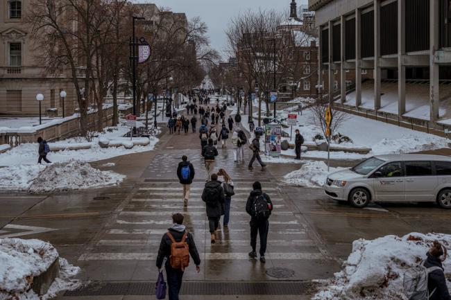 ����ʵ�ǣ���������й��˲������뿪��