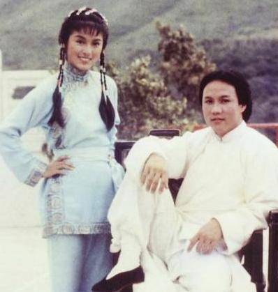 ����Ԫ�ס����ݻ�Ԫ���������ֻ��ף��ֿ����